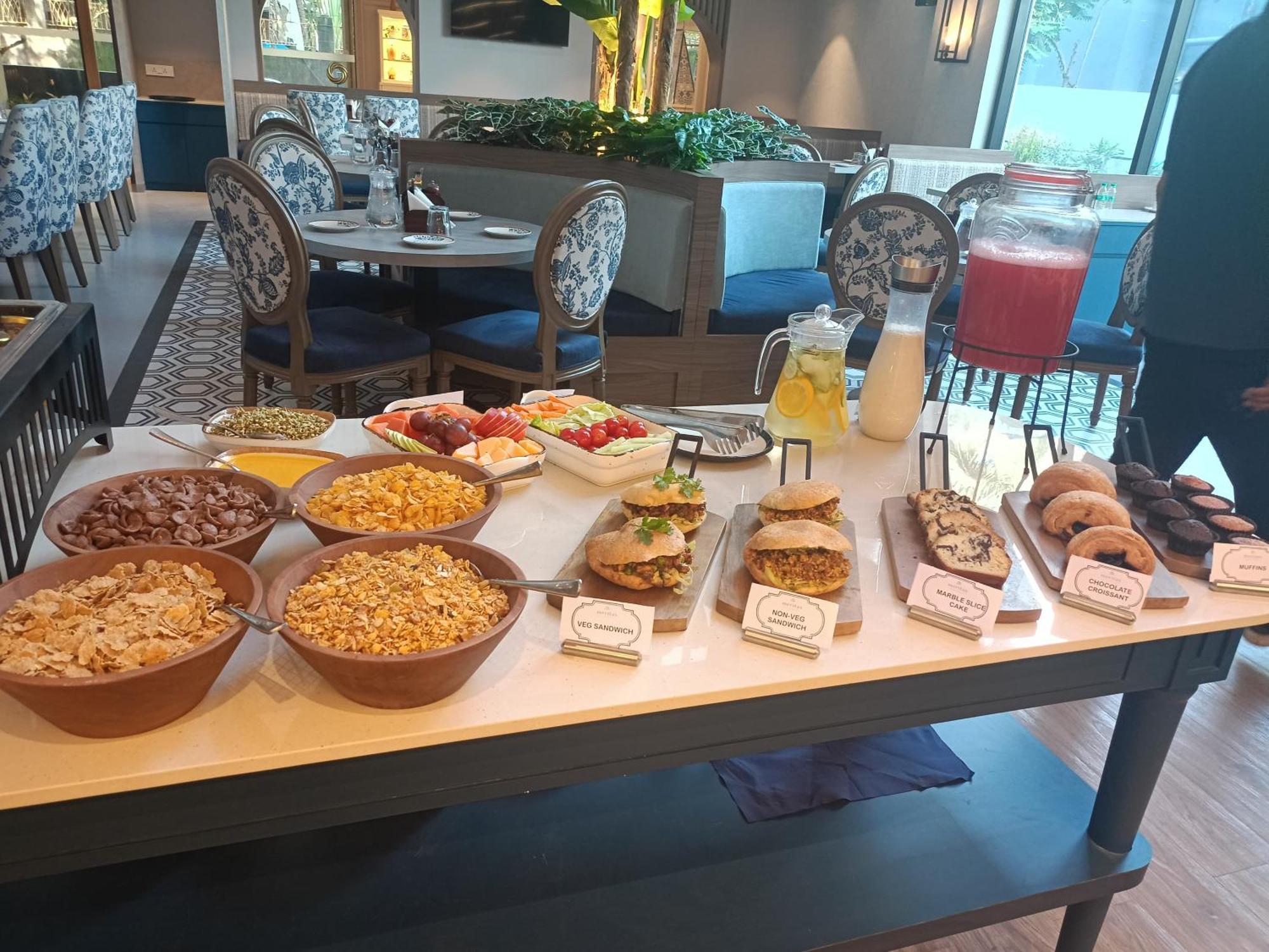 Meritas Auberge Calangute Goa Εξωτερικό φωτογραφία