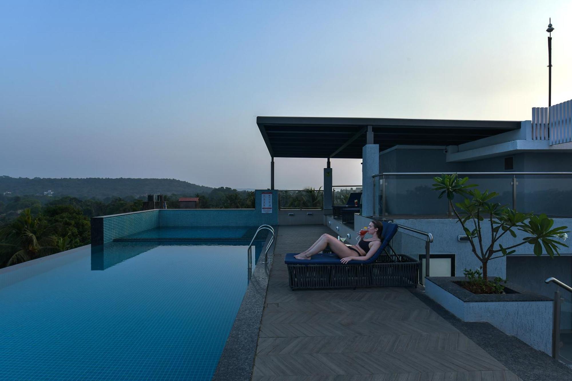 Meritas Auberge Calangute Goa Εξωτερικό φωτογραφία